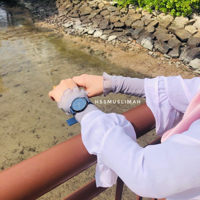 Ruffle dia terletak elok tau! Kembang elok je. . Sesuai kalau korang pakai tangan kembang atau kuncup#mairahandsock