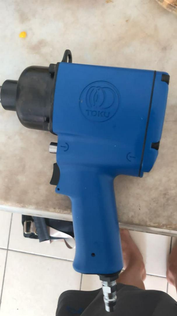 人気急上昇 Toku ハイパワーインパクトレンチ1 2 Mi 17c Mi17c Mediquickfl Com