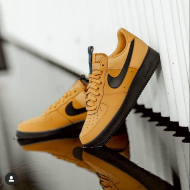 nike wheat black