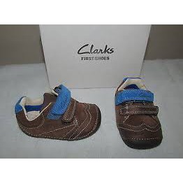 clarks junior shoes