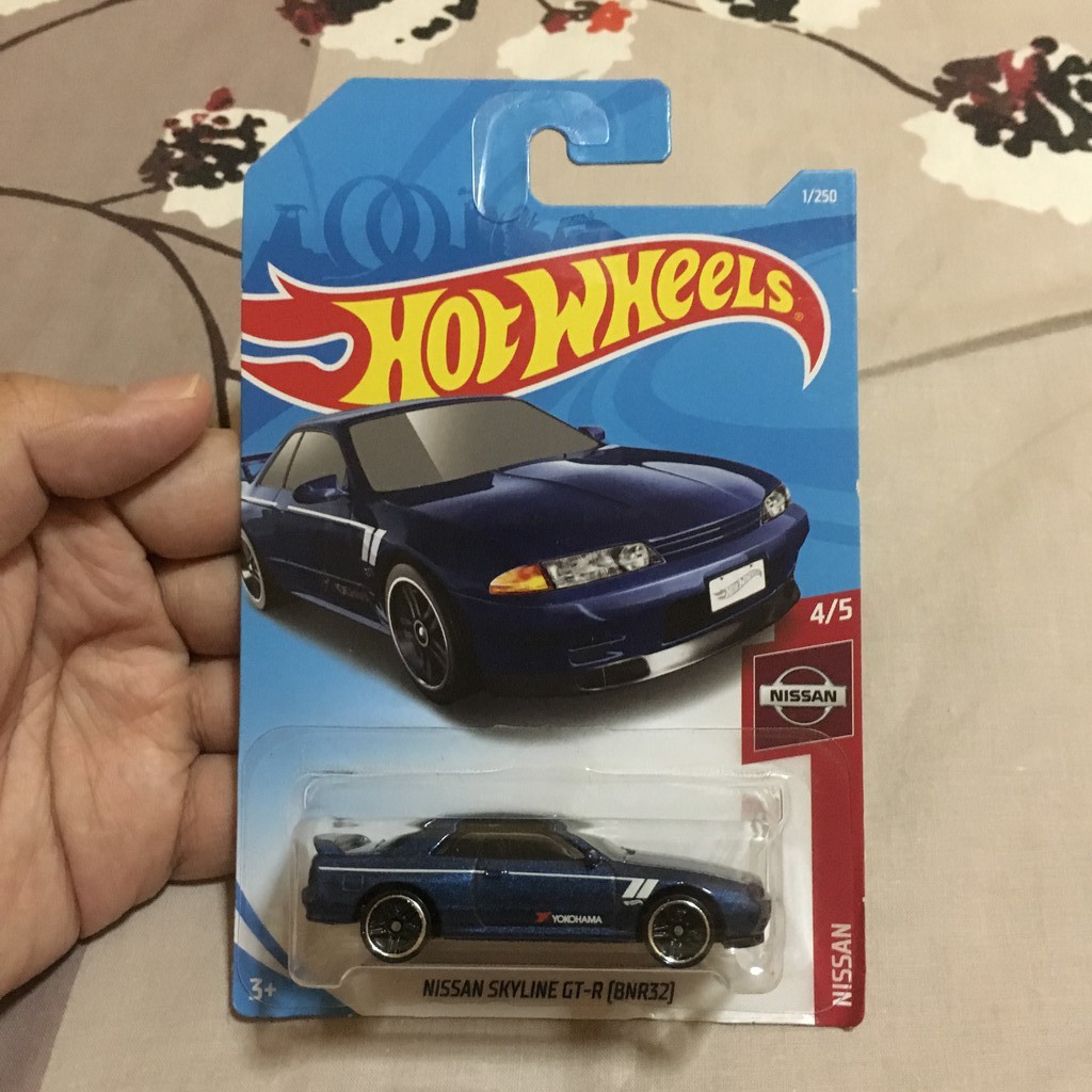 hot wheels r32 2019