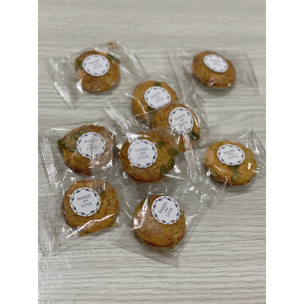 Handmade Cheesy Pumpkin Cookie Topping with Crispy Coconut slice ...