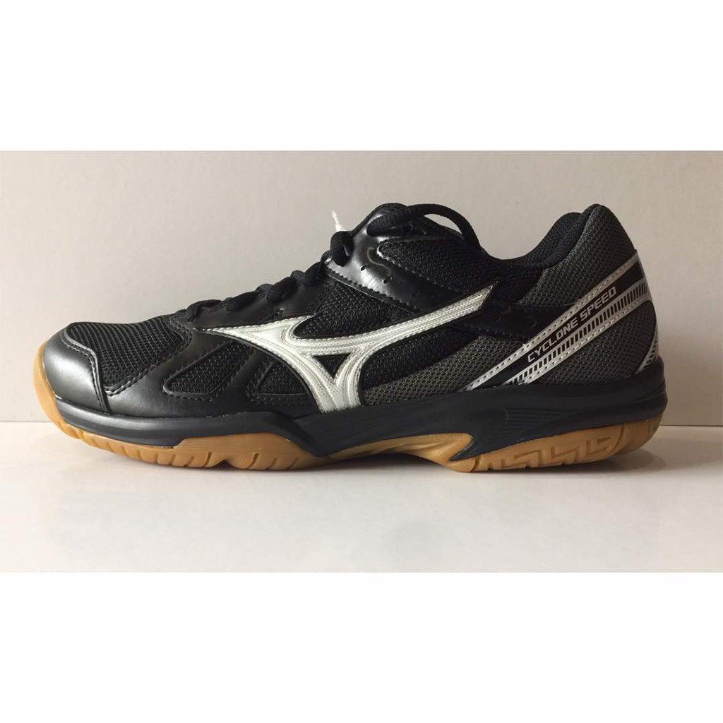 badminton mizuno shoes