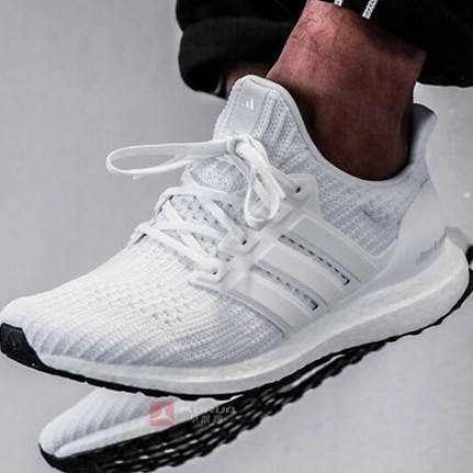adidas ultra boost 4.0 running white