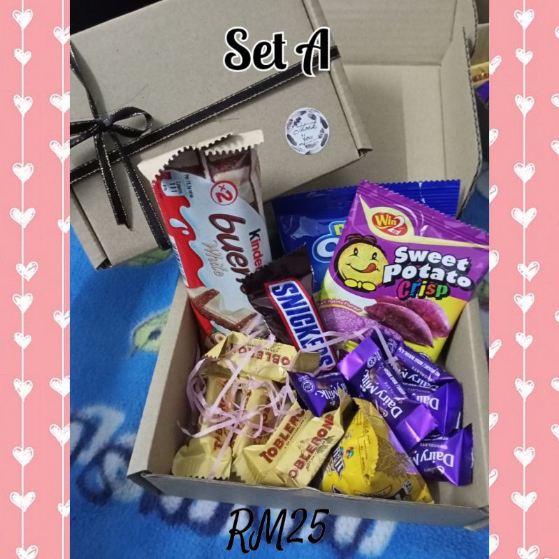 Surprise box/Gift box/chocolate box✨