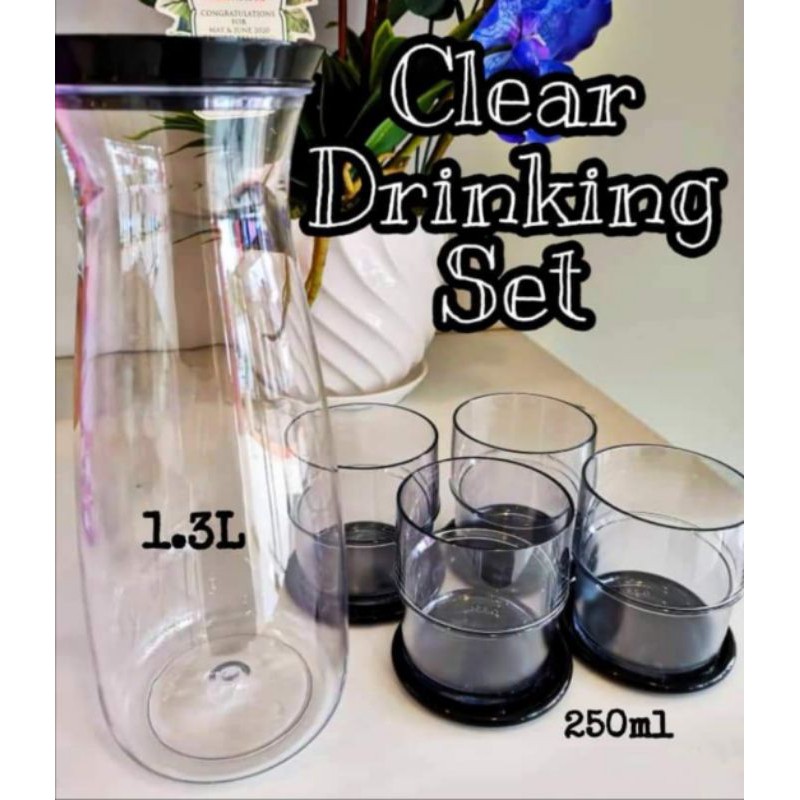 🔥Tupperware🔥 Clear Drinking Set