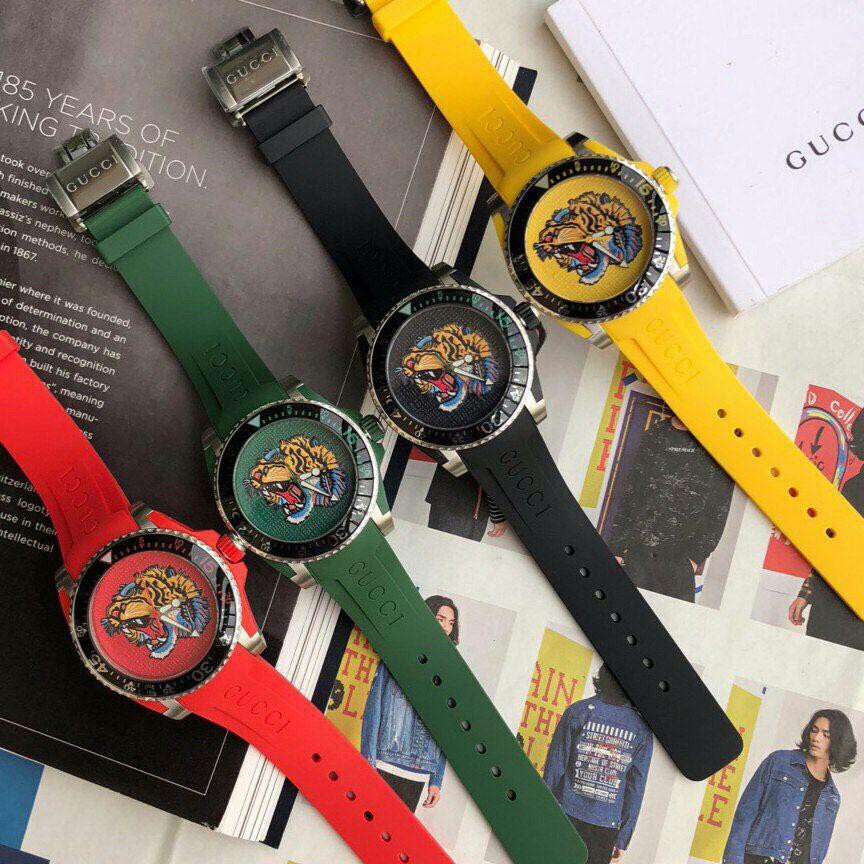 gucci dive tiger watch