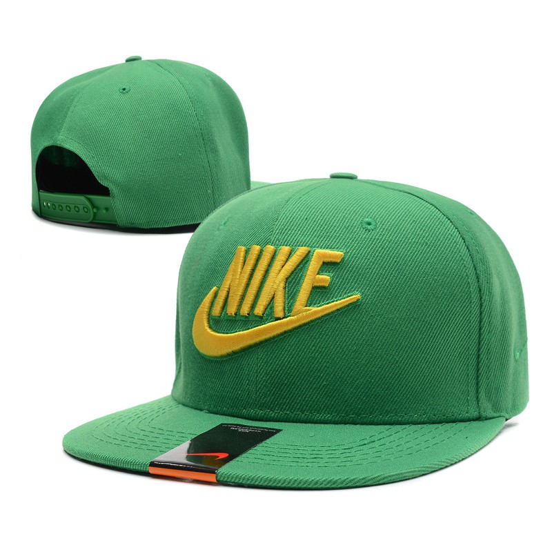 green nike snapback