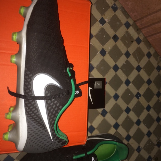 Find the best price on Nike Magista Obra II Elite DF FG (Men's