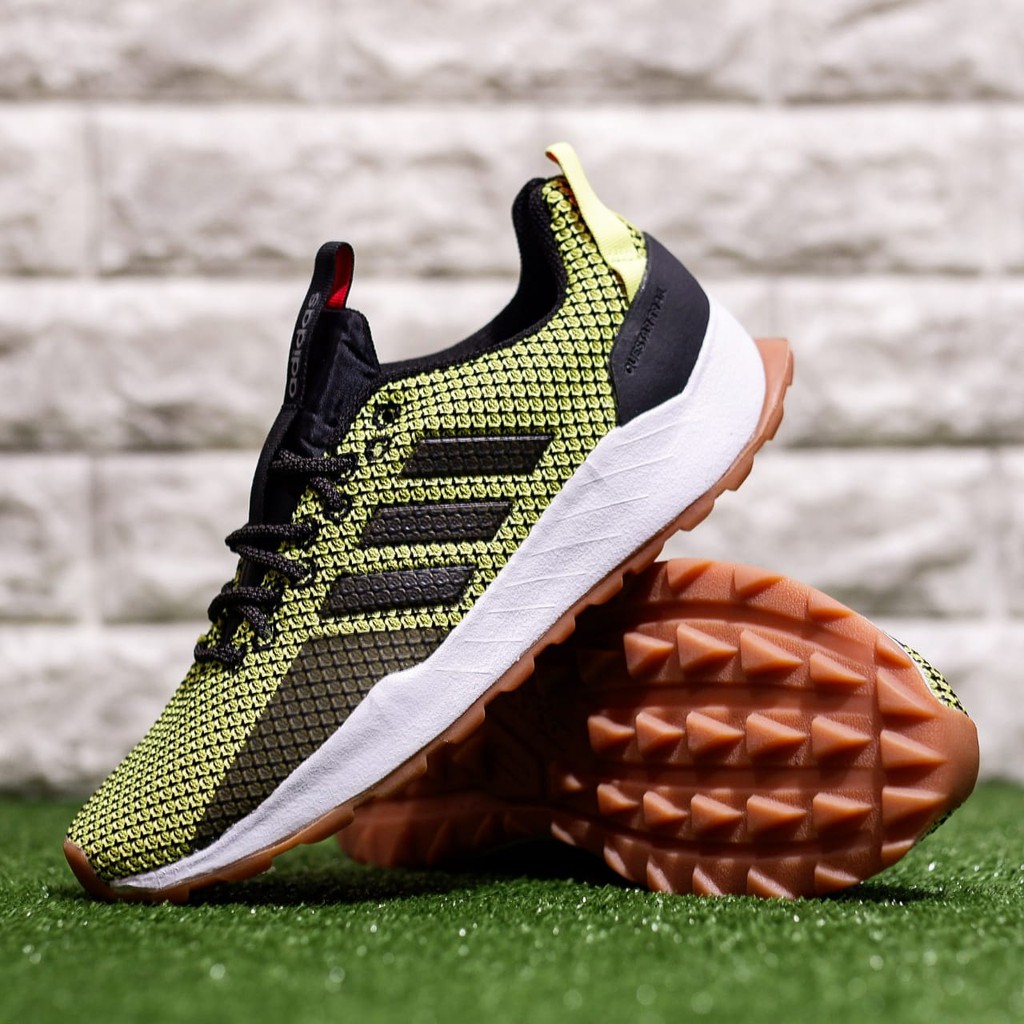 questar trail adidas