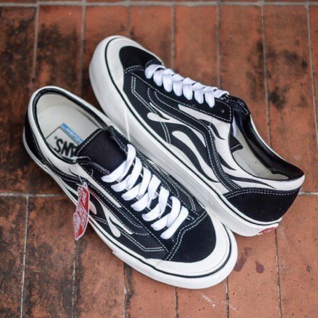 vans flame 36