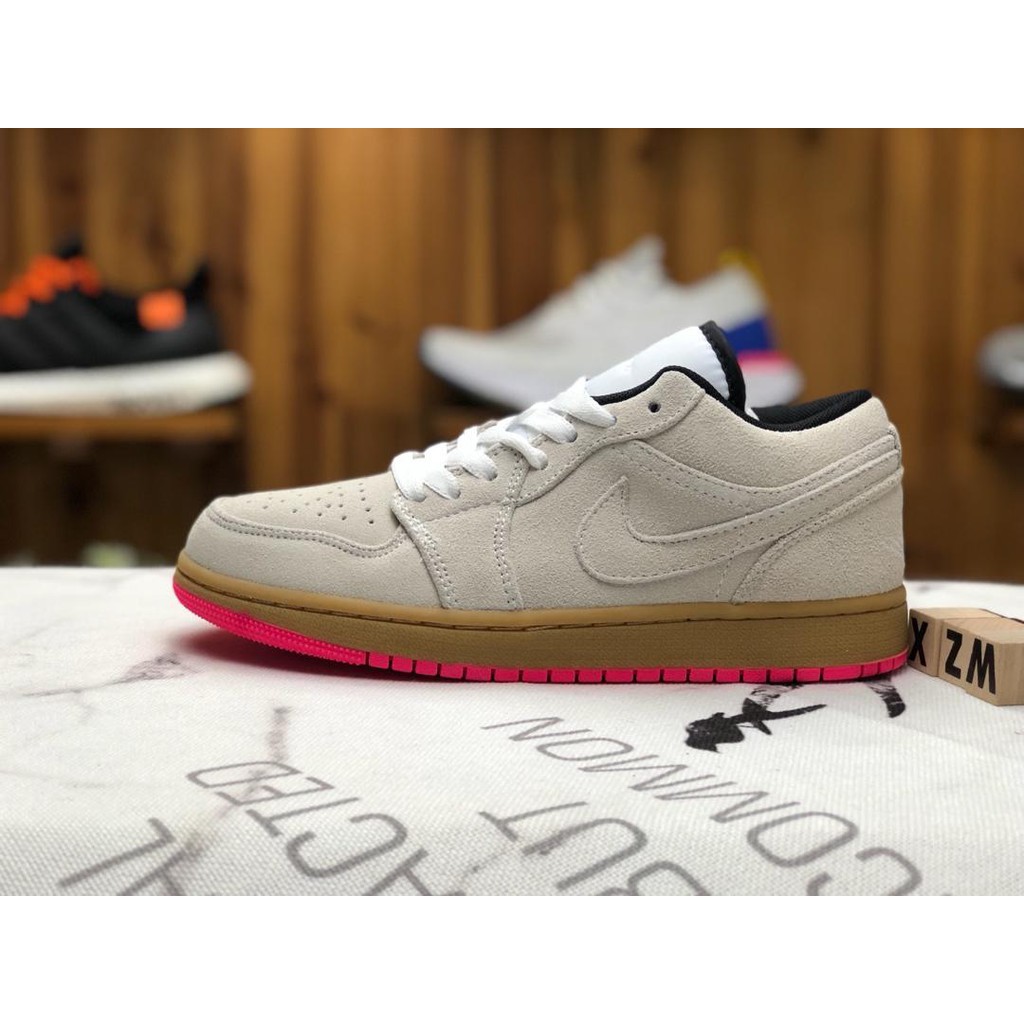 air jordan 1 low hyper pink