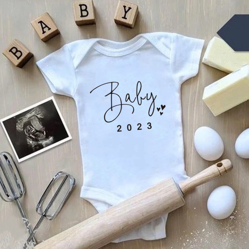 Baby Announcement Coming Soon 2023 Newborn Baby Bodysuits Summer Boys Girls Romper Body Pregnancy Reveal Clothes