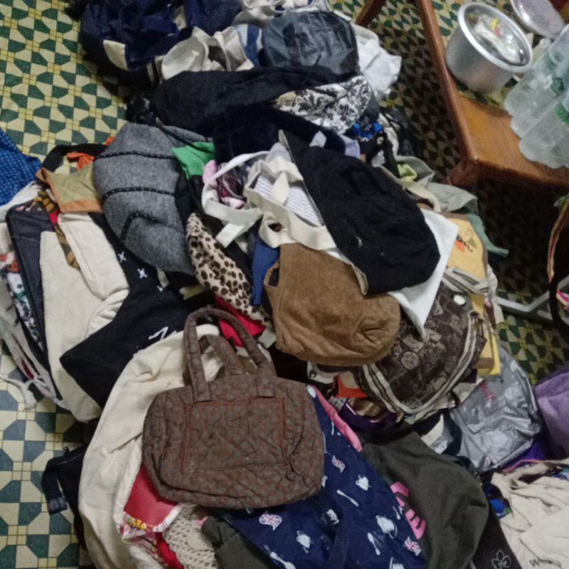 MALAM NI KAKA JUAL BEG JAJAN JER KORANG