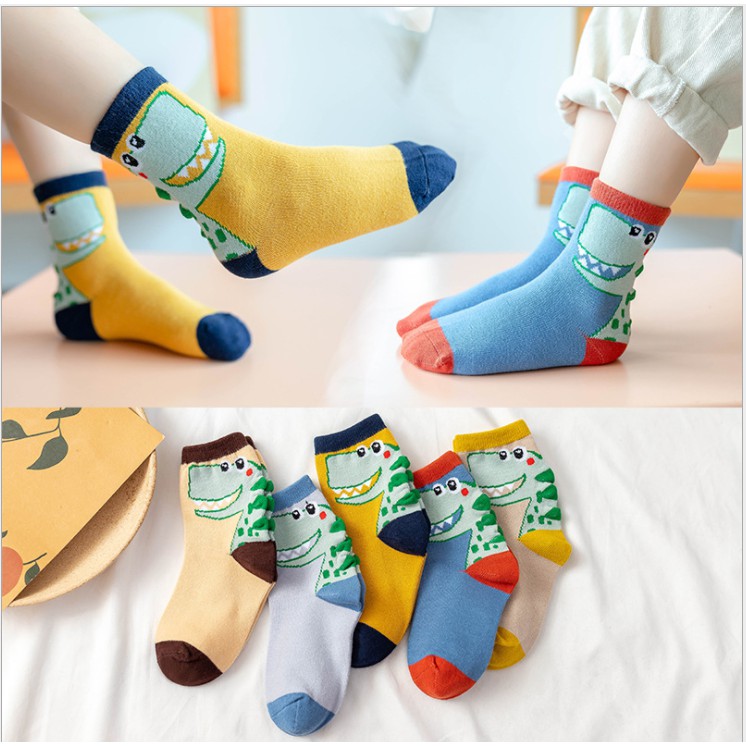 5 pairs of Dinosaur designs boys socks 
