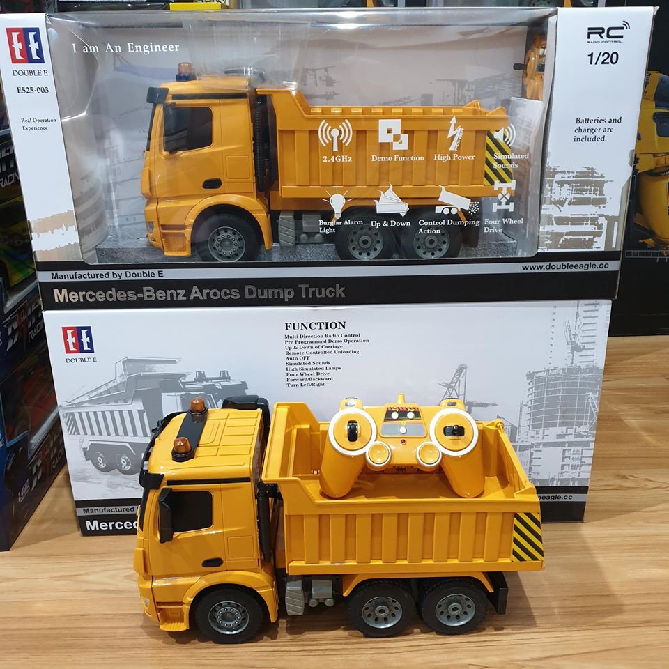 double e dump truck