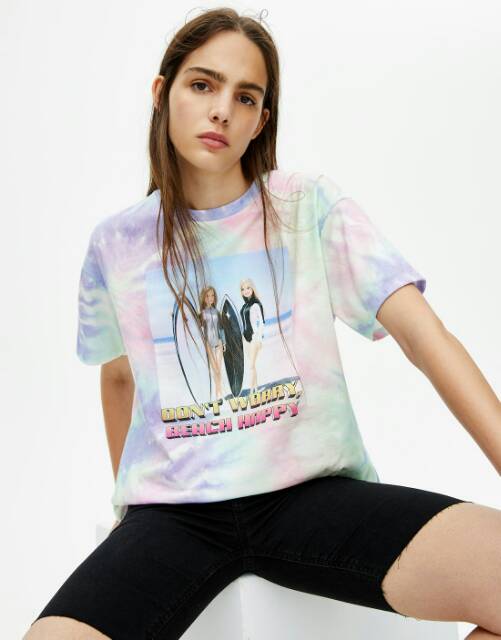 pull and bear barbie t shirt