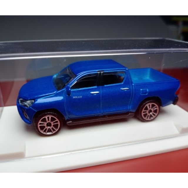 matchbox toyota hilux