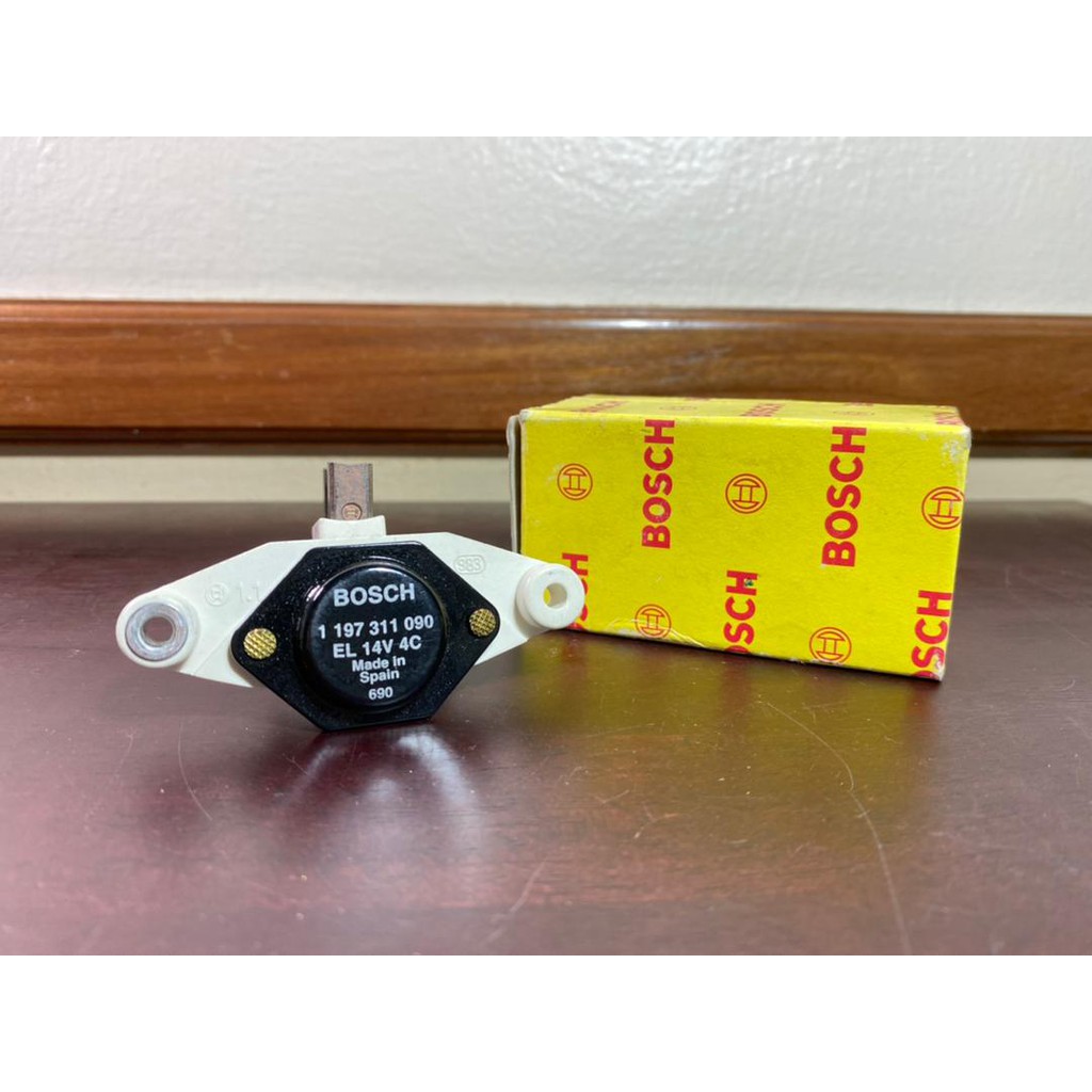 (SPAIN) BOSCH ALTERNATOR REGULATOR [1197311090850, 690 965] Shopee