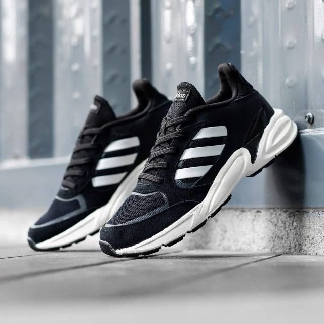 adidas valasion black white
