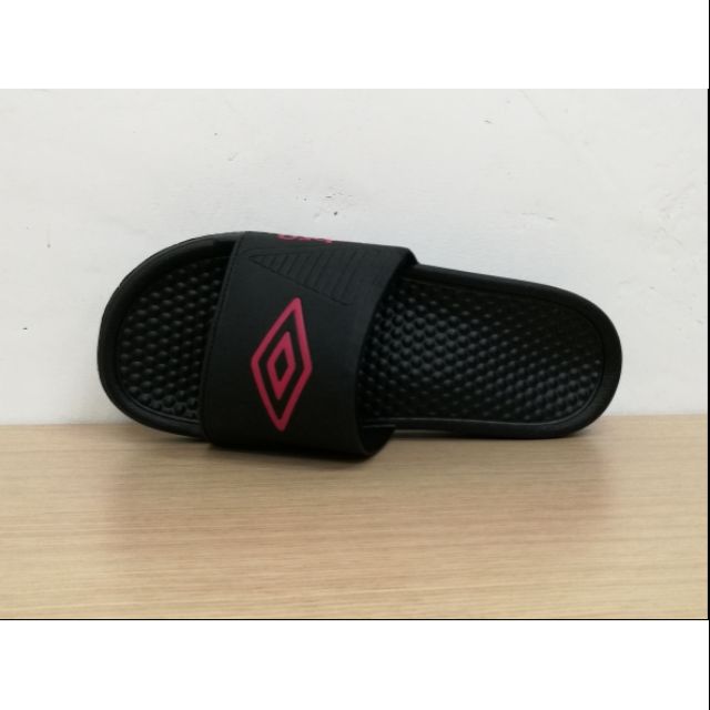 umbro tour sandal