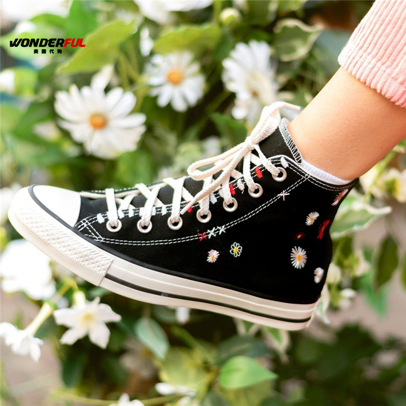 daisy converse