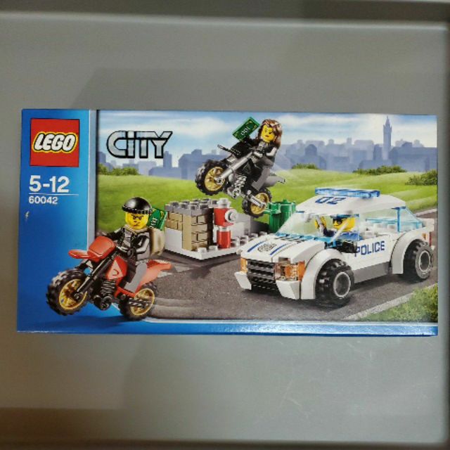 lego 60042