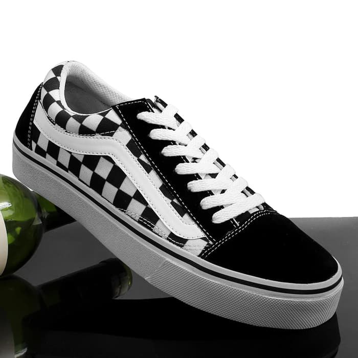 vans chess shoes