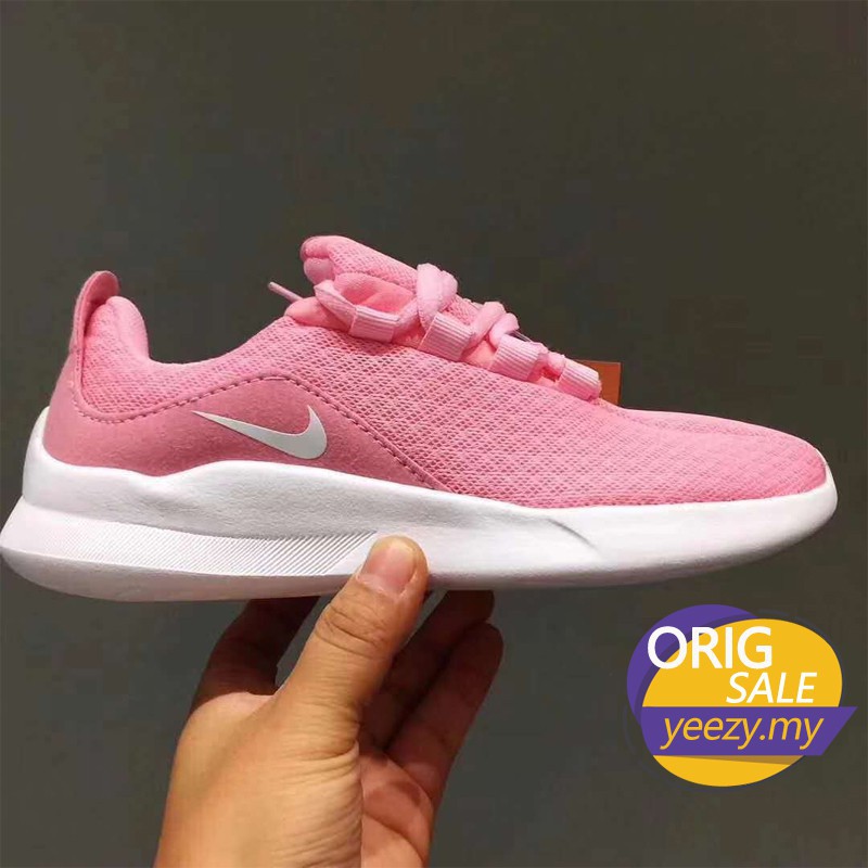 nike tessen pink