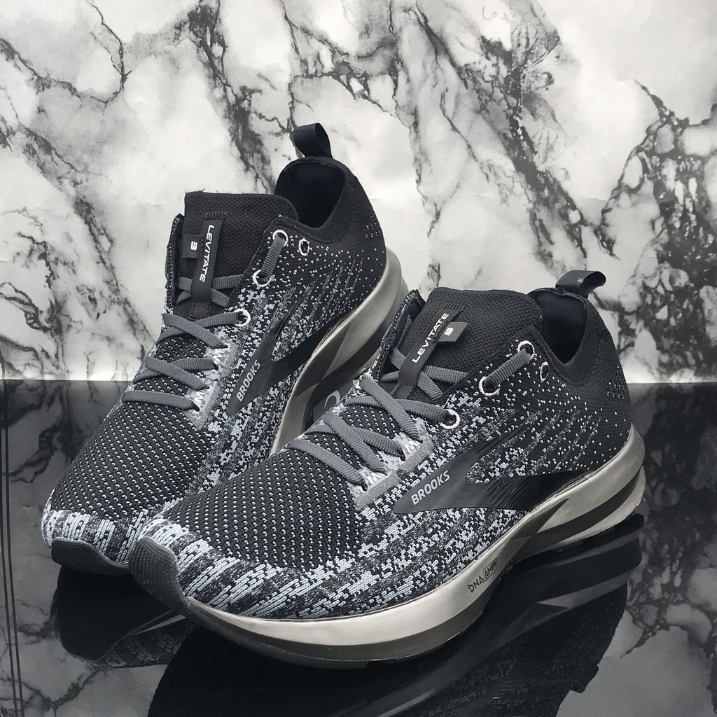 brooks non slip shoes