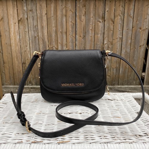 michael kors flap crossbody bag