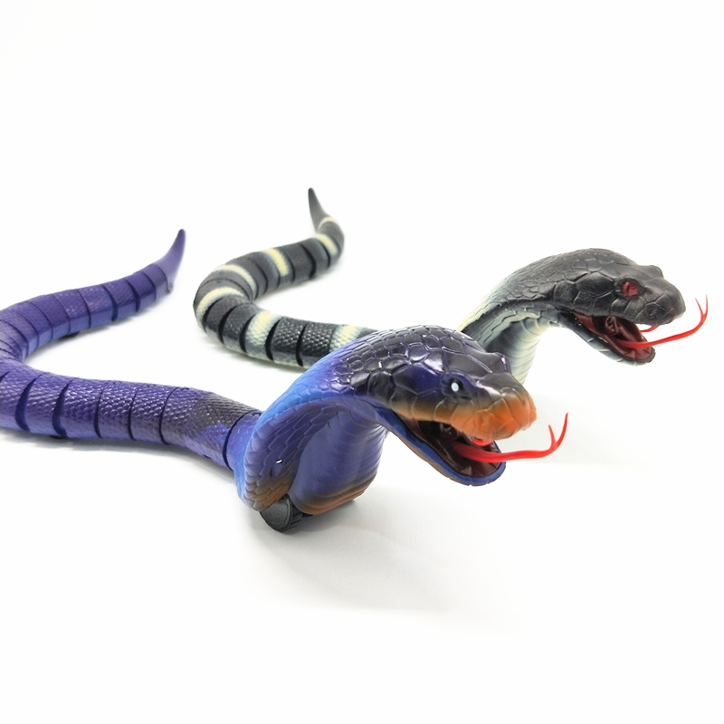 moving snake toy
