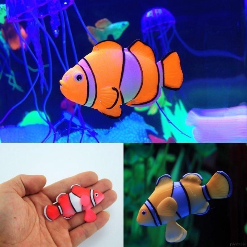 Robofish Plastic Toy Cute Fish Paste Aquarium Tank