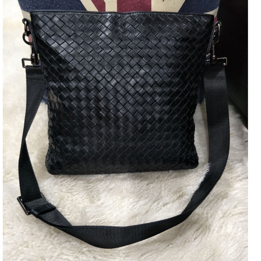 bottega veneta small sling bag