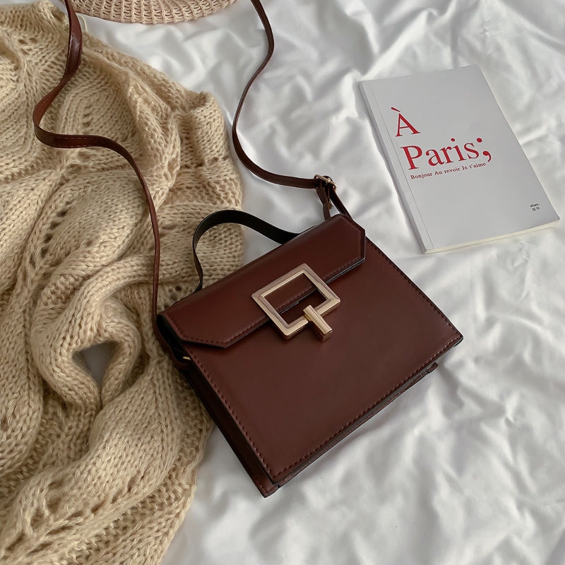 2022 new Korean fashion retro One Shoulder Messenger Bag 2022 new Korean fashion retro One Shoulder Messenger Bag
