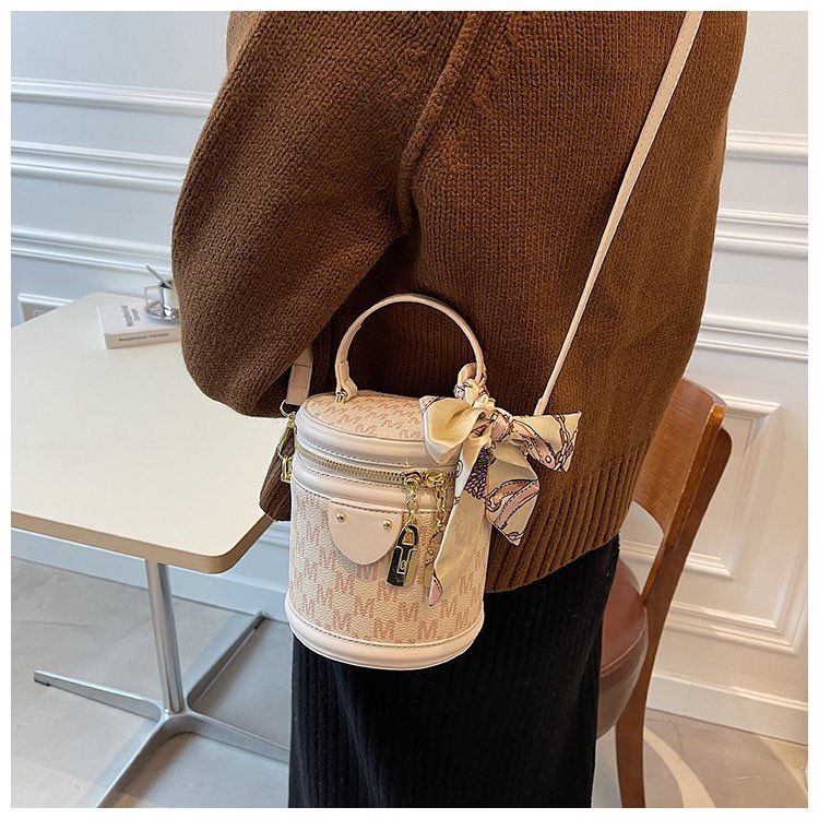 Small Bag Niche New Style Fashion Cylinder Shoulder Messenger Bag Popular  Portable Bucket Bag | Shopee Malaysia