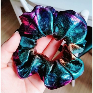 Metallic donut-shaped hair bands, stylish and chic like no other. Good elasticity
