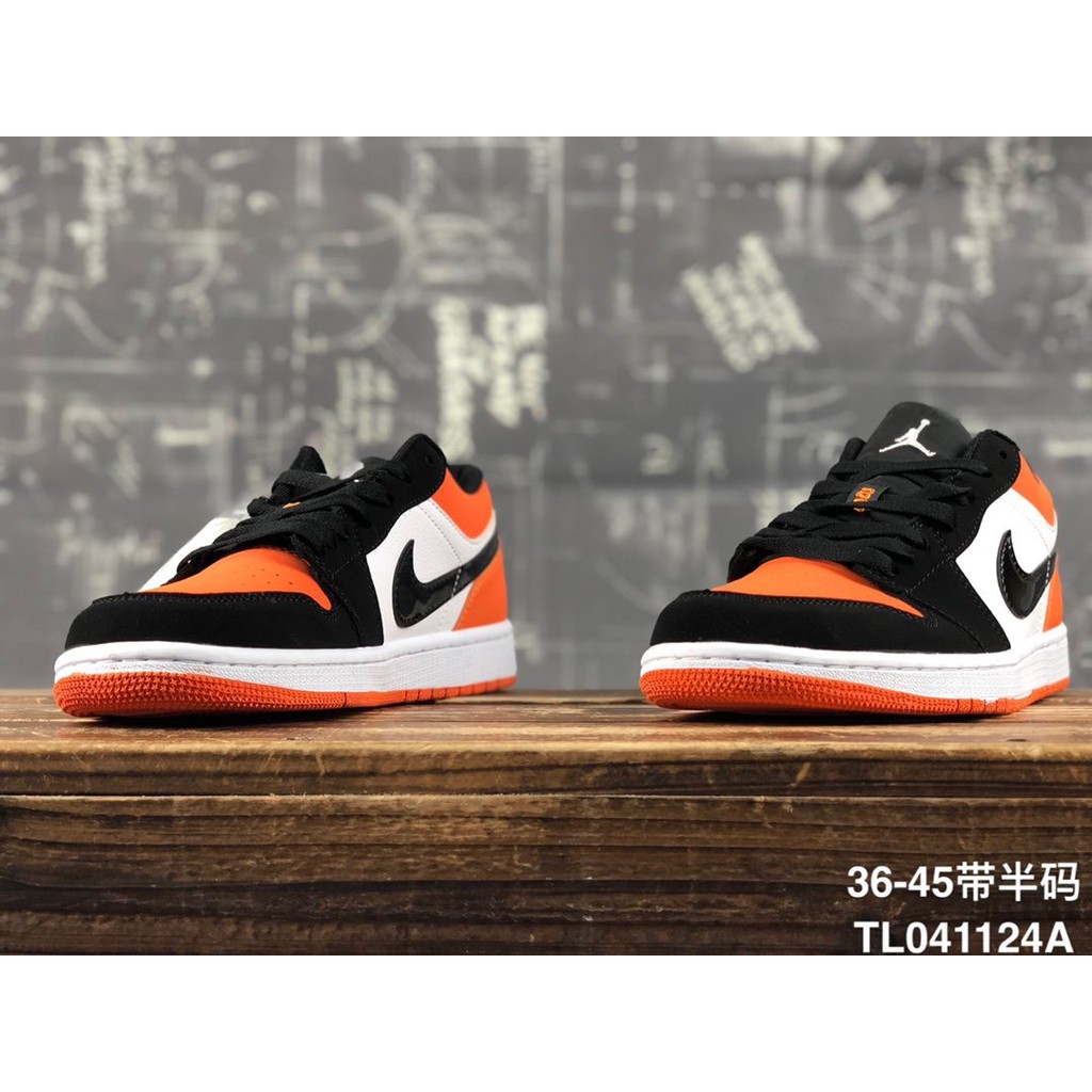 retro nike low tops