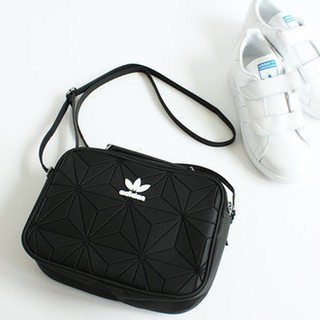 adidas originals mini airliner bag