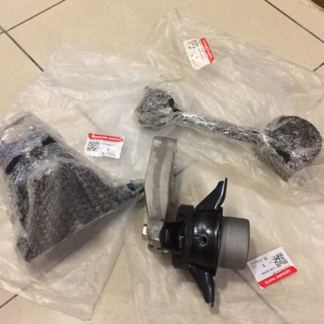 ORIGINAL PERODUA PART MYVI 1.3 AUTO (20052010) ENGINE MOUNTING KIT