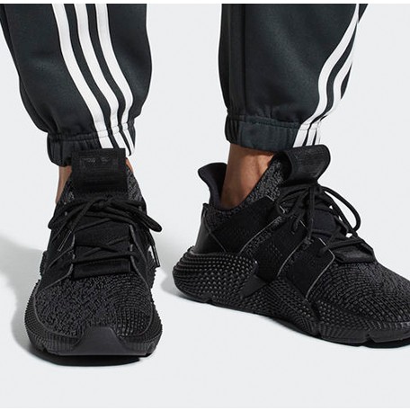 triple black prophere