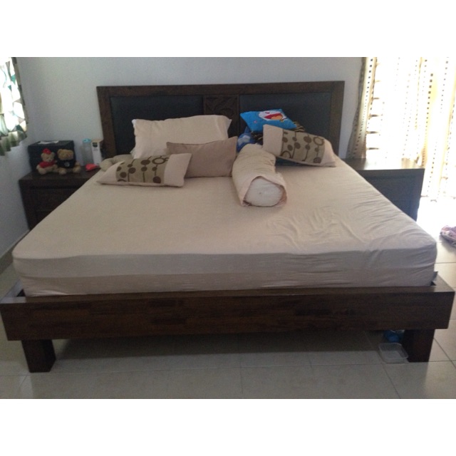 6 Pc Solid Wood King Size Bedroom Set With Mattress