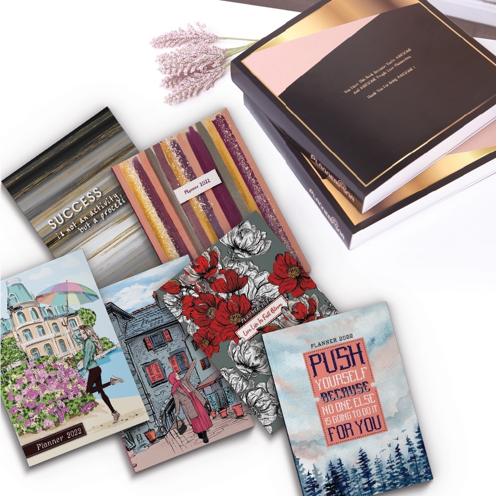 Gift BOX Buku Planner 2022 with 5 Free gift Planner Cantik 2021