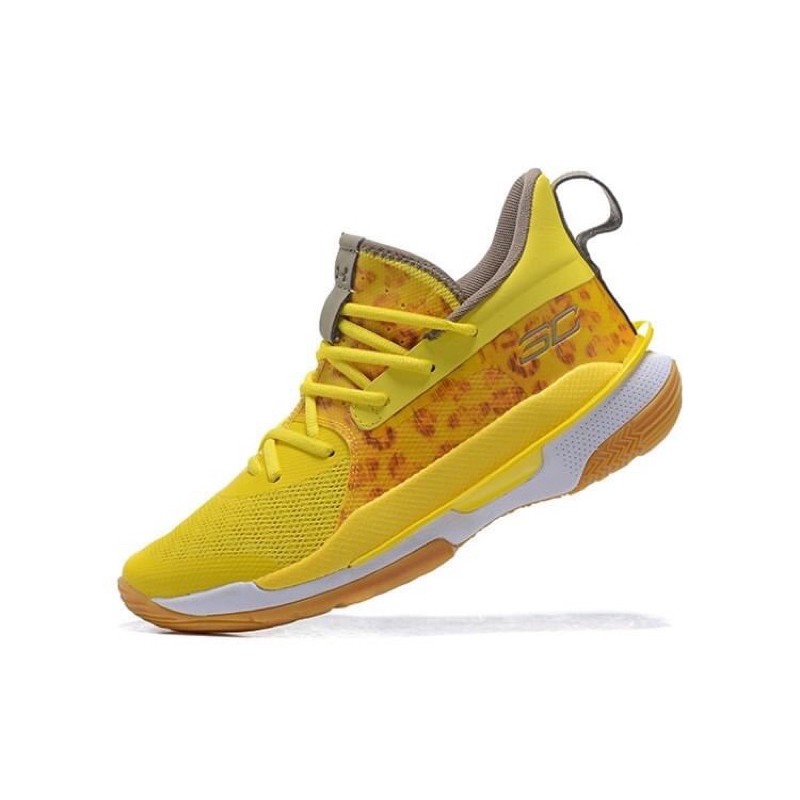 curry 7 yellow