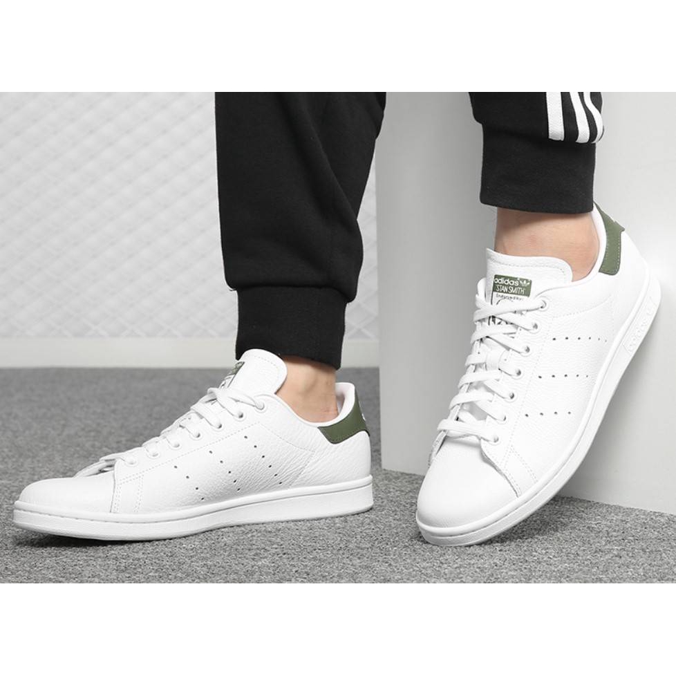 dark green stan smith