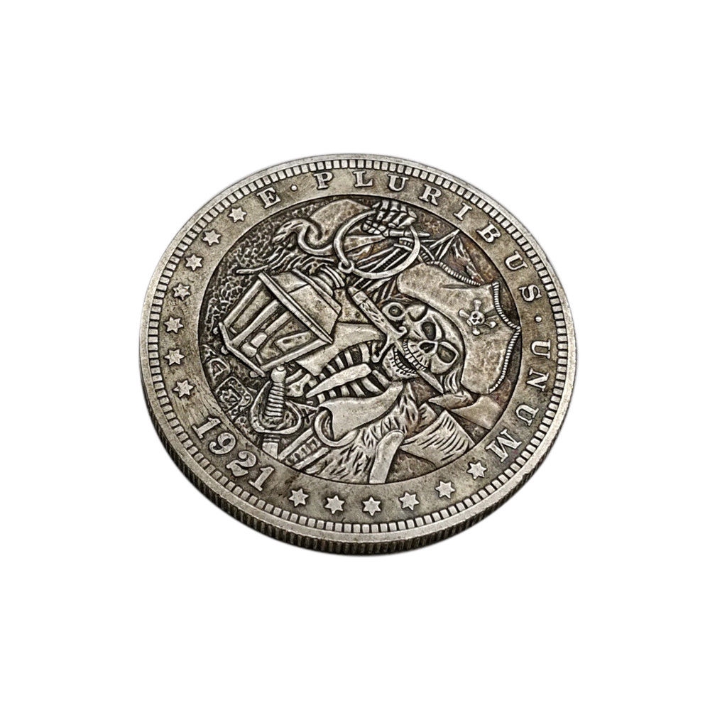 Серебряная монета пиратов. Coin Morgan Hobo Coin. Пиратские монеты. Пиратские монеты серебристые. Пиратские монеты 16 века.