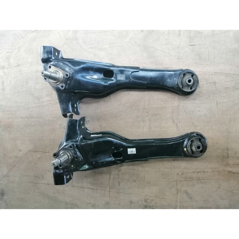 Proton Wira Rear Trailing Arm LH/RH OEM (Pw530957) Shopee Malaysia
