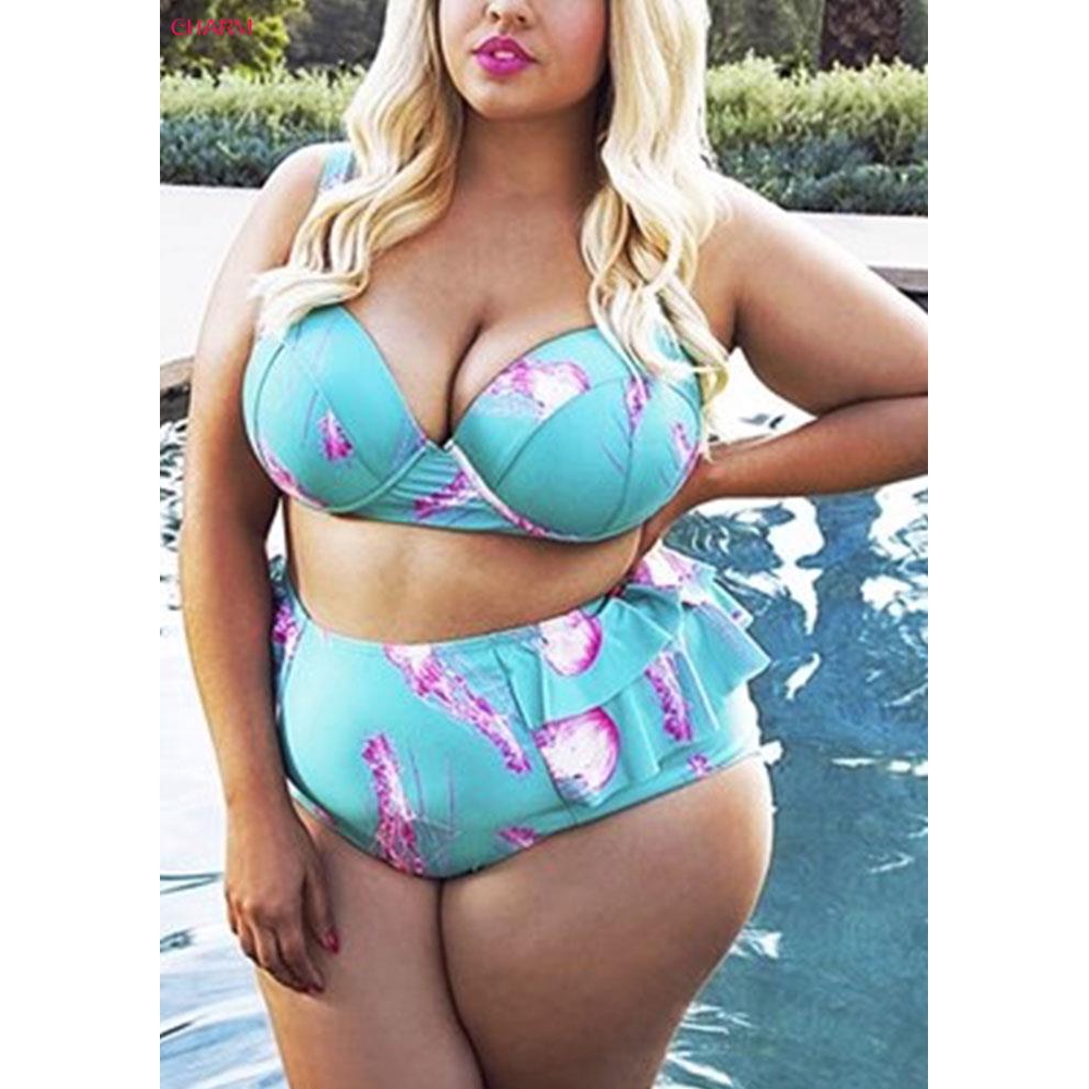 plus size women in bikinis