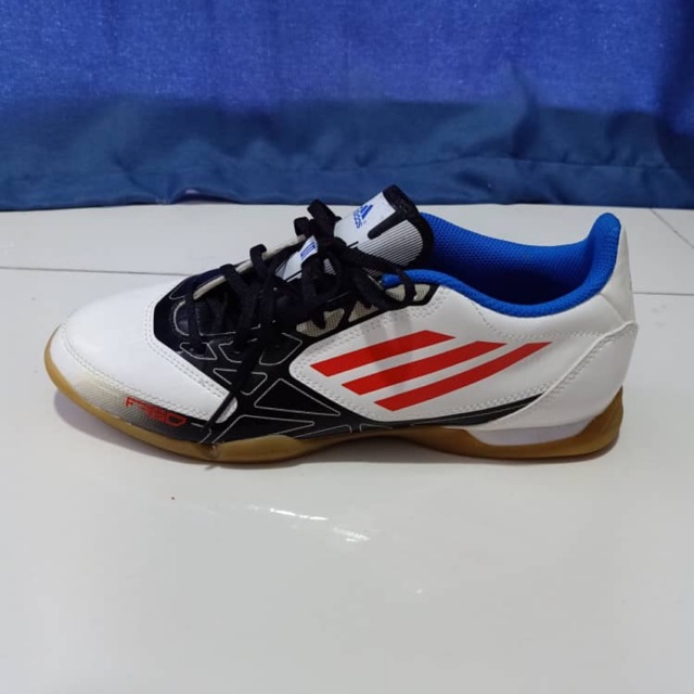 adidas futsal shoes malaysia
