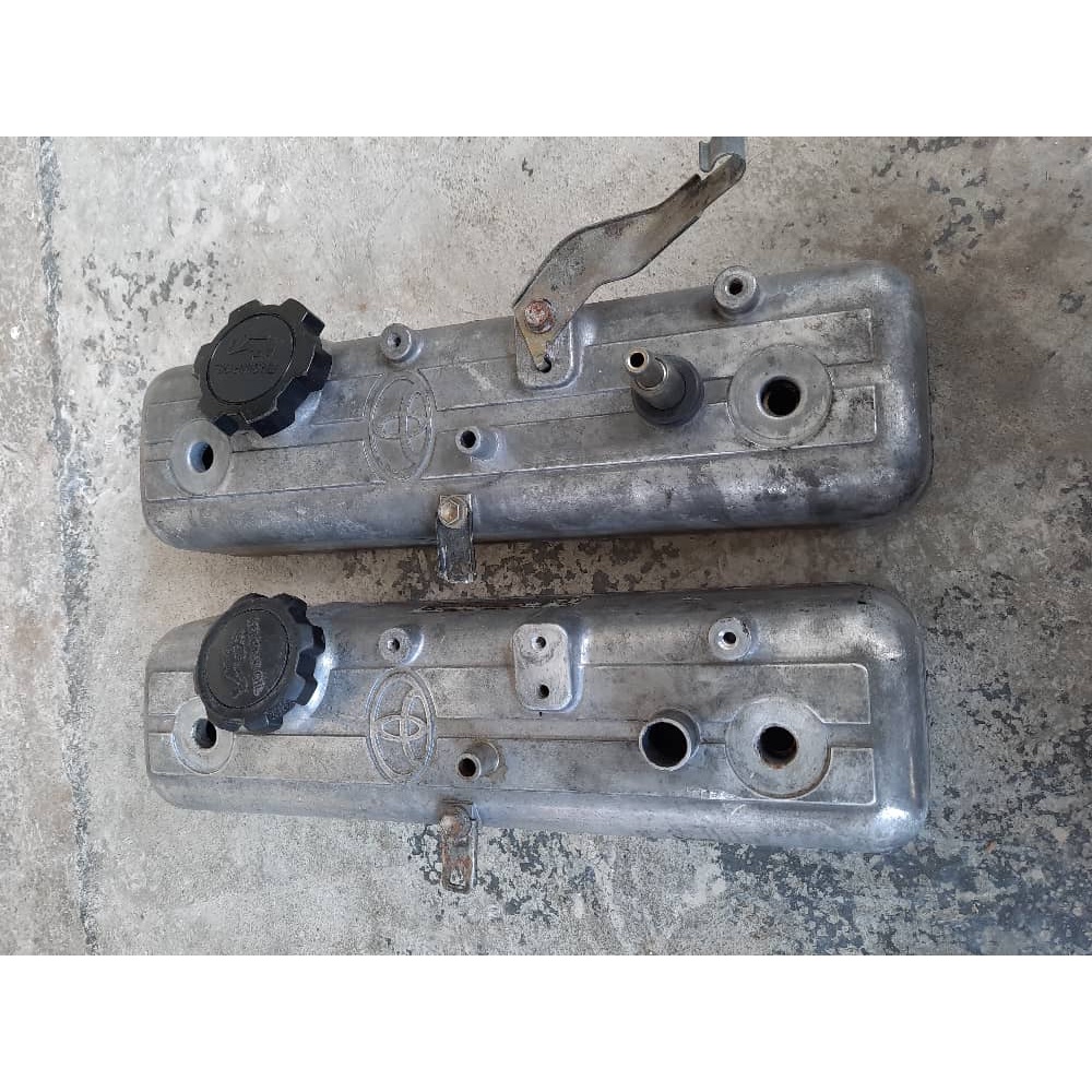 TOYOTA UNSER VALVE COVER HEAD (used) Shopee Malaysia